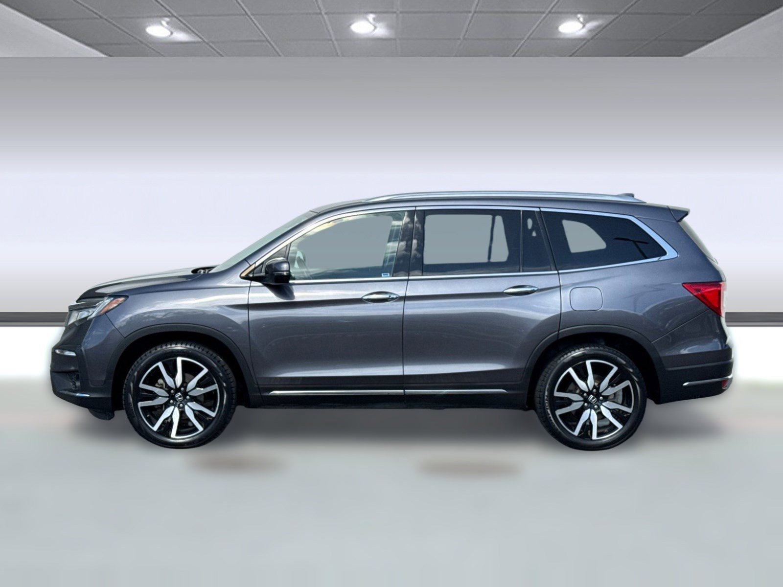 Certified 2020 Honda Pilot Touring image 2