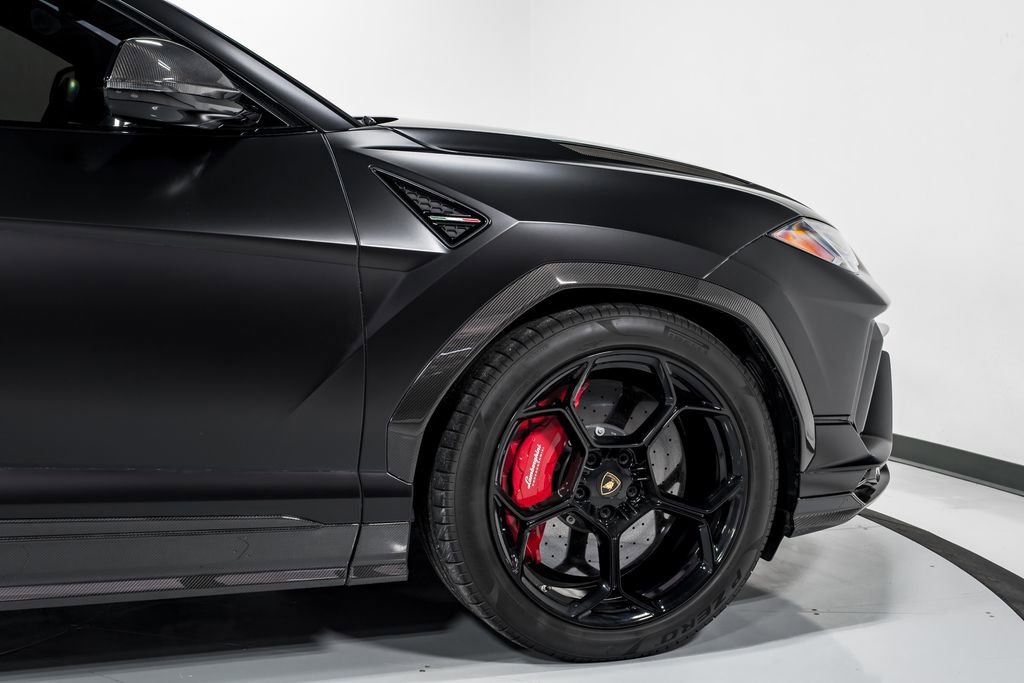 Used 2023 Lamborghini Urus Performante AWD/4WD image 54