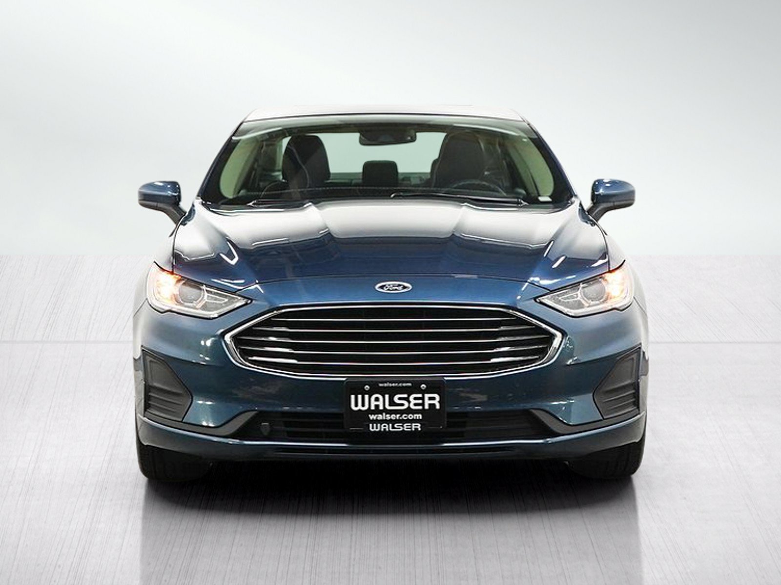 Used 2019 Ford Fusion SE FWD image 8