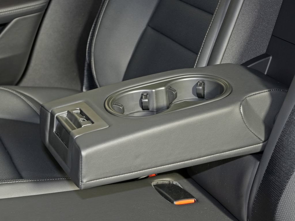 New 2026 Porsche Taycan AWD/4WD image 35
