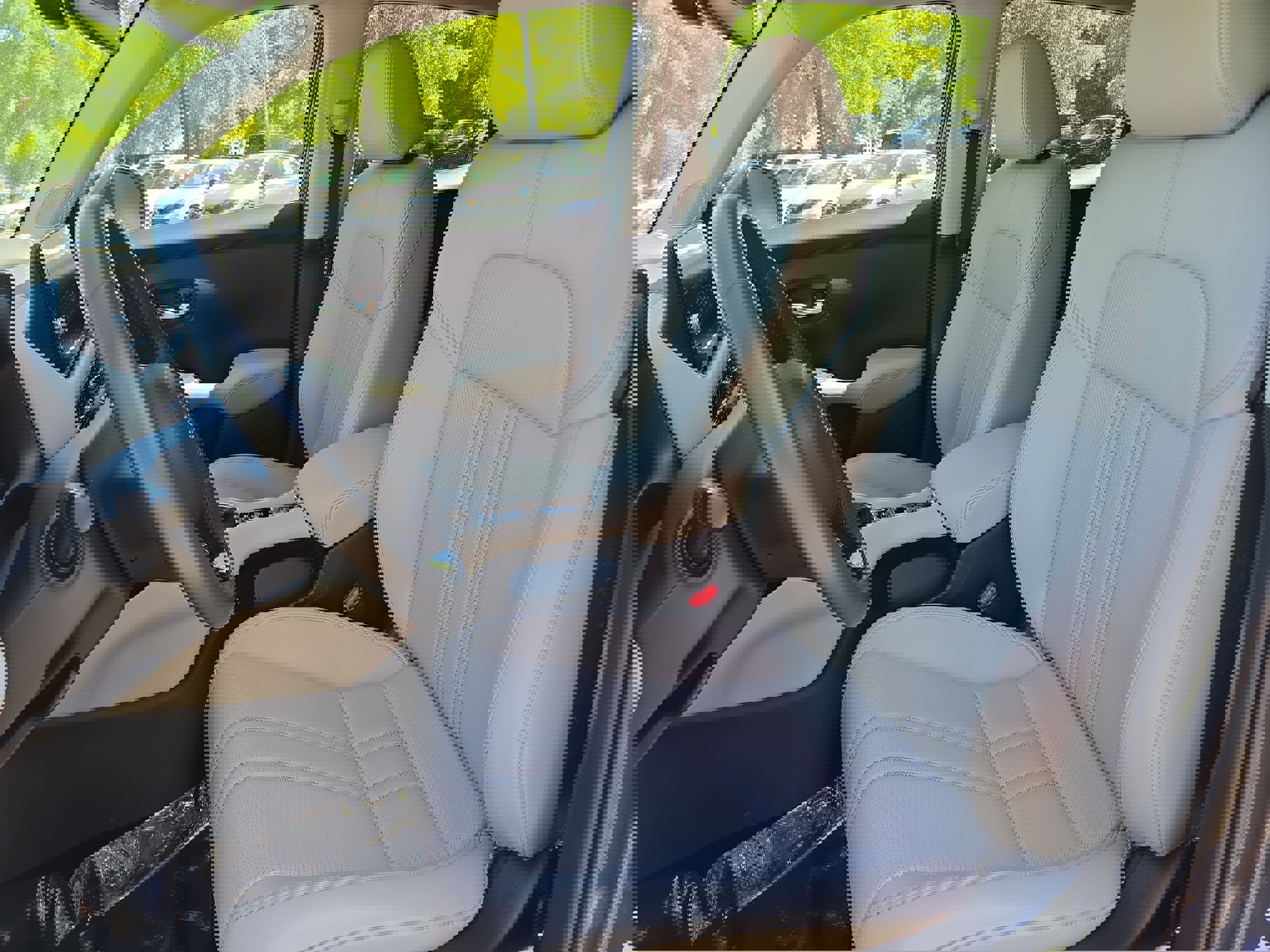 Used 2024 Honda HR-V EX-L image 14