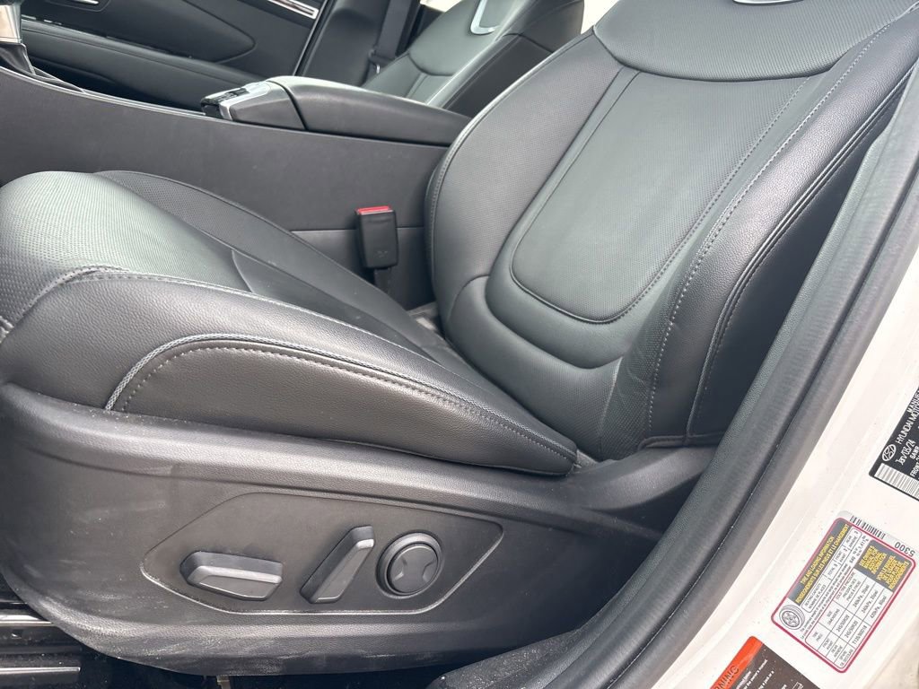 Used 2024 Hyundai Santa Cruz Limited image 40