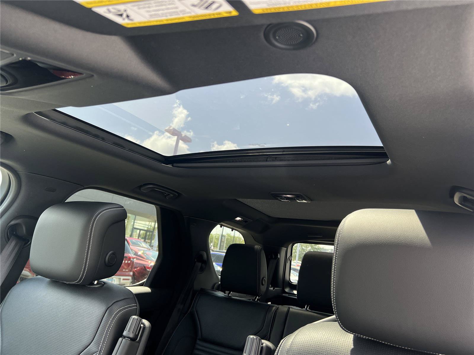 New 2025 Land Rover Discovery S AWD/4WD image 26