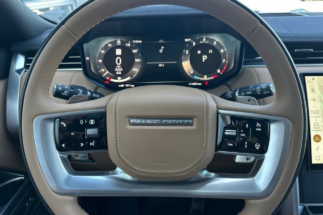 Certified 2026 Land Rover Range Rover Long Wheelbase SE AWD/4WD image 22