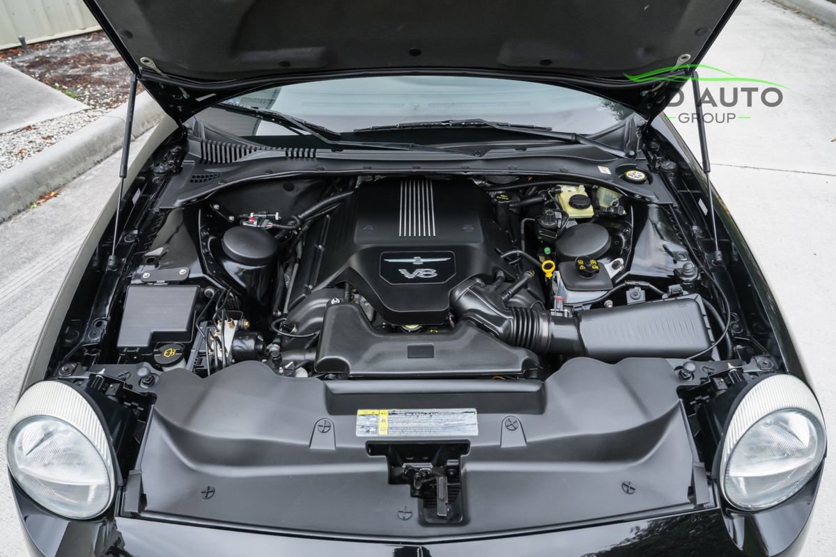 Used 2004 Ford Thunderbird Premium image 64