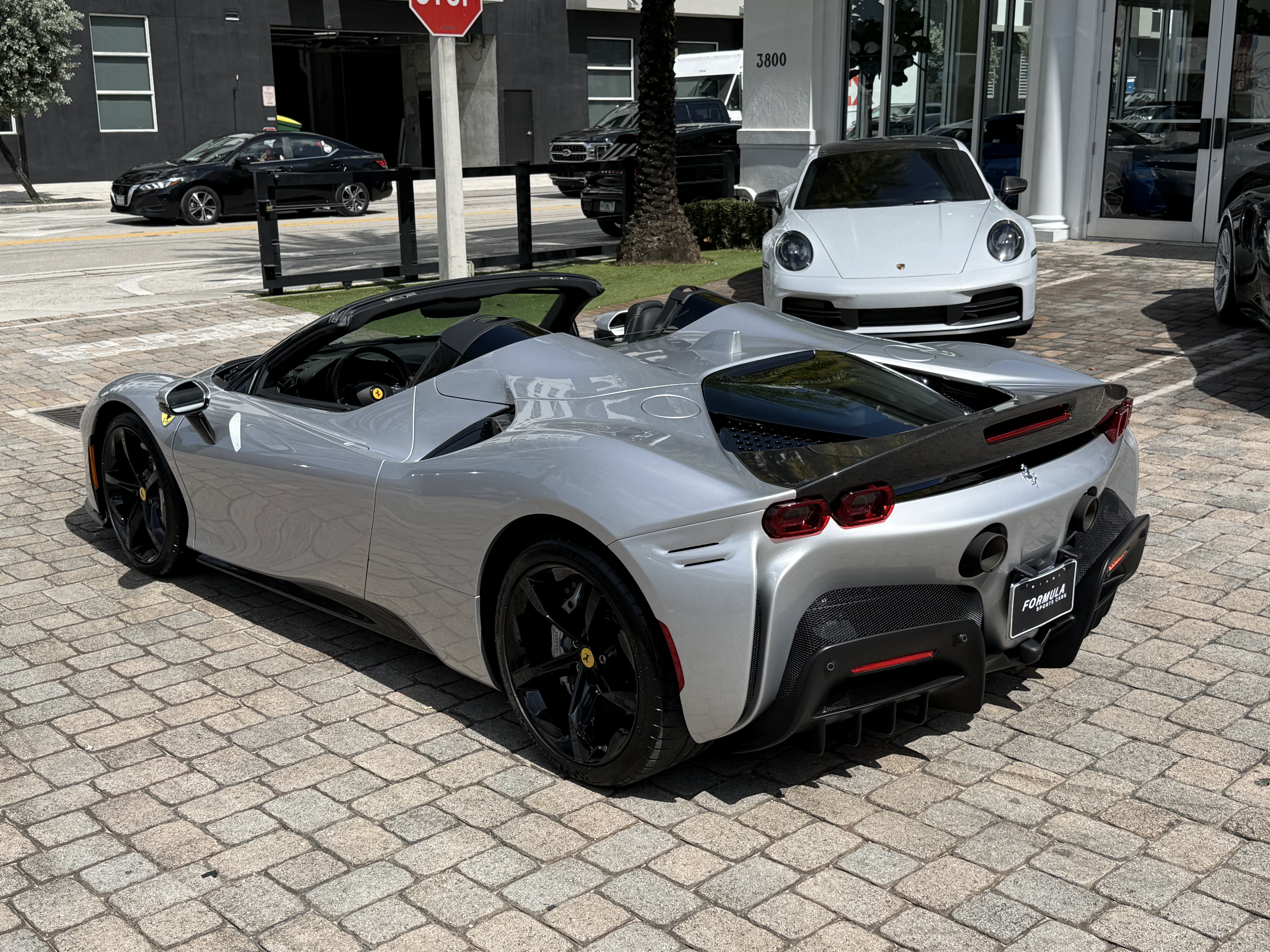 Used 2024 Ferrari SF90 Spider AWD/4WD image 10