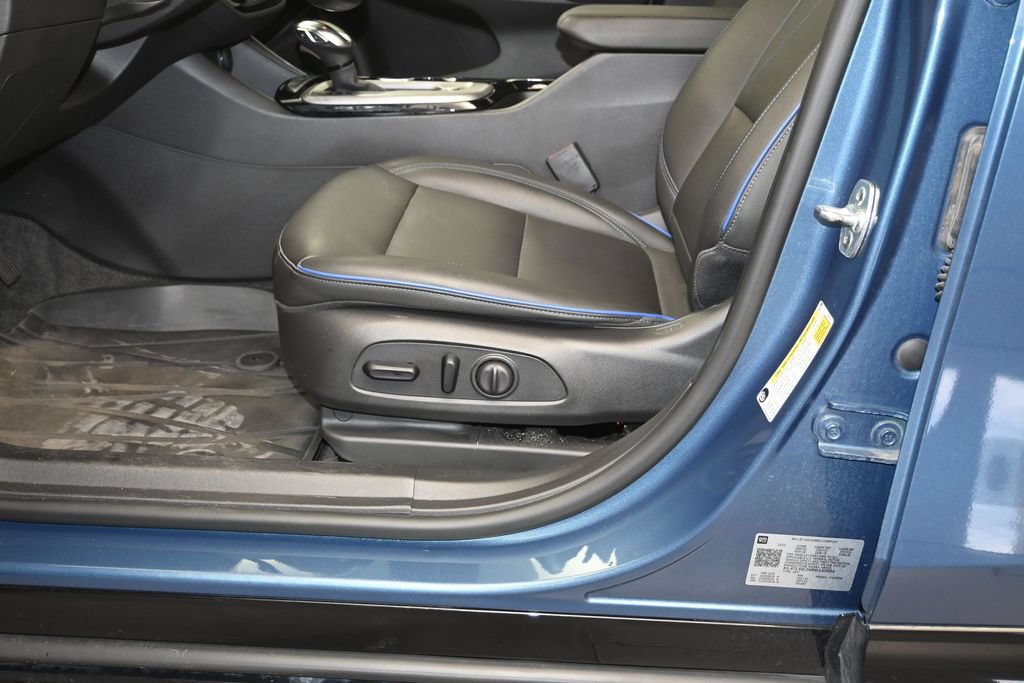 Certified 2024 Buick Envista Sport Touring w/ Convenience I Package FWD image 21