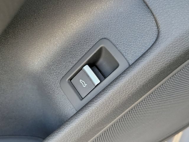 Used 2019 Audi A4 2.0T Premium w/ Convenience Package FWD image 27