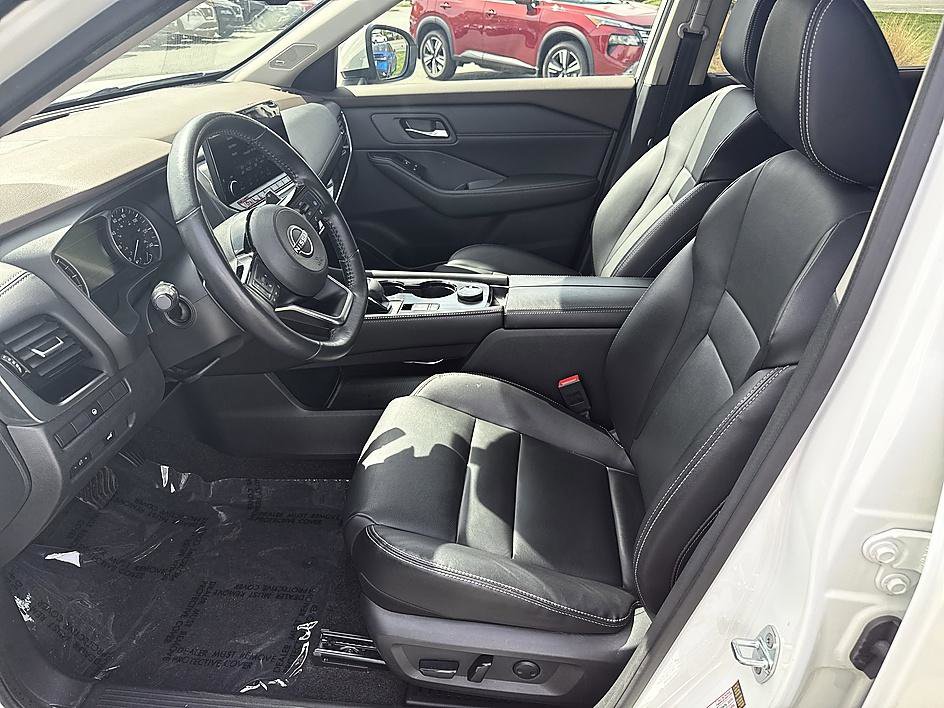 Certified 2022 Nissan Rogue SL w/ SL Premium Package image 13