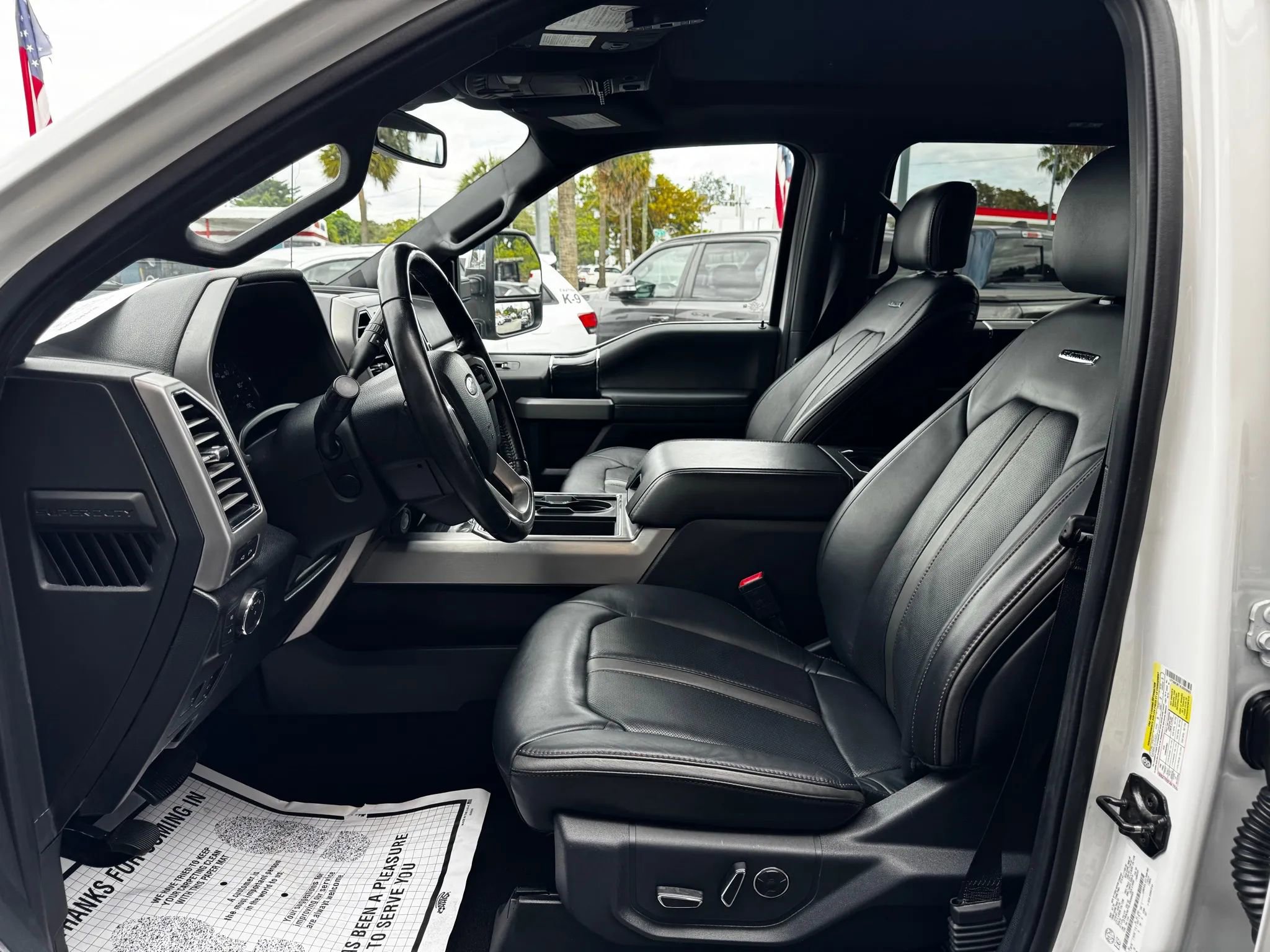 Used 2020 Ford F350 Platinum w/ FX4 Off-Road Package AWD/4WD image 11