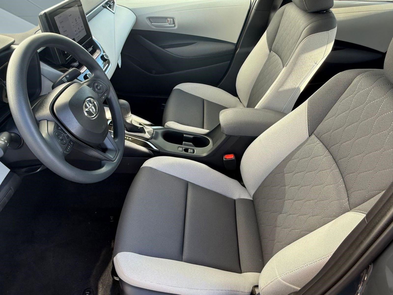 Certified 2026 Toyota Corolla LE FWD image 5