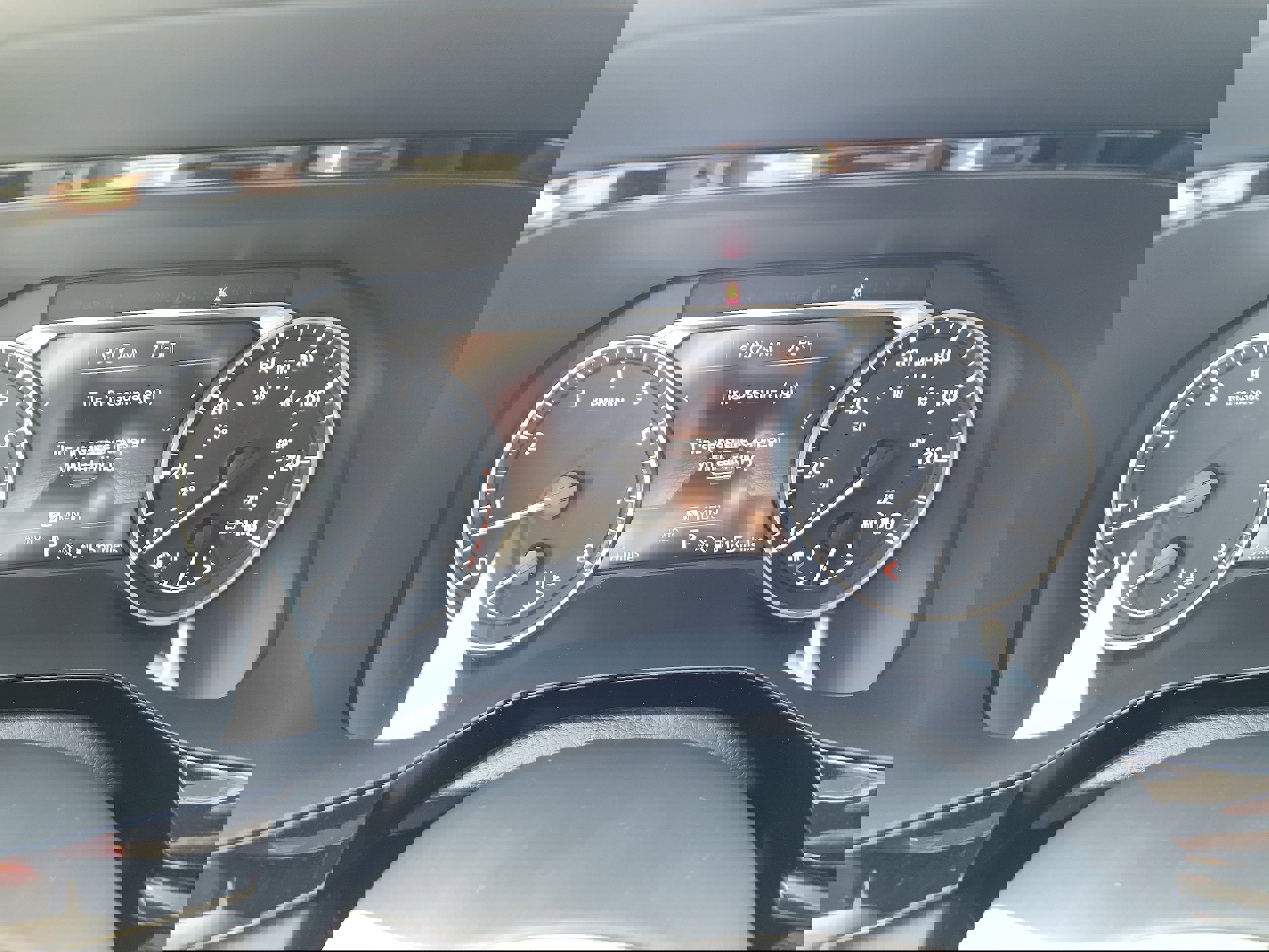 New 2025 Nissan Pathfinder SV w/ Black Appearance Package image 20