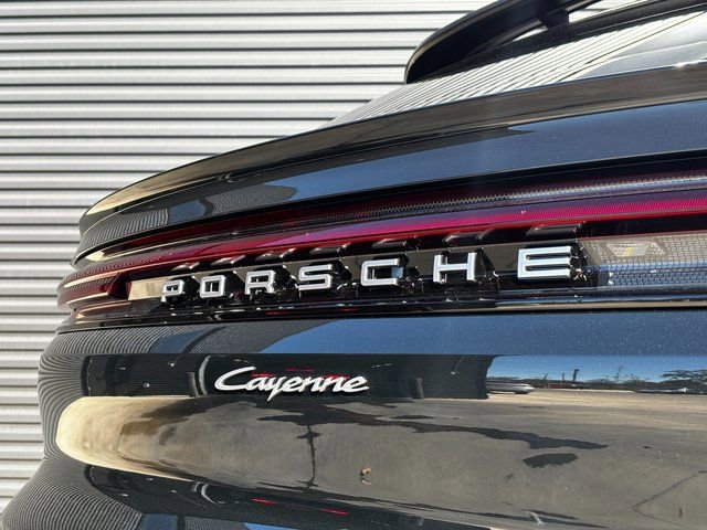New 2026 Porsche Cayenne Coupe image 28