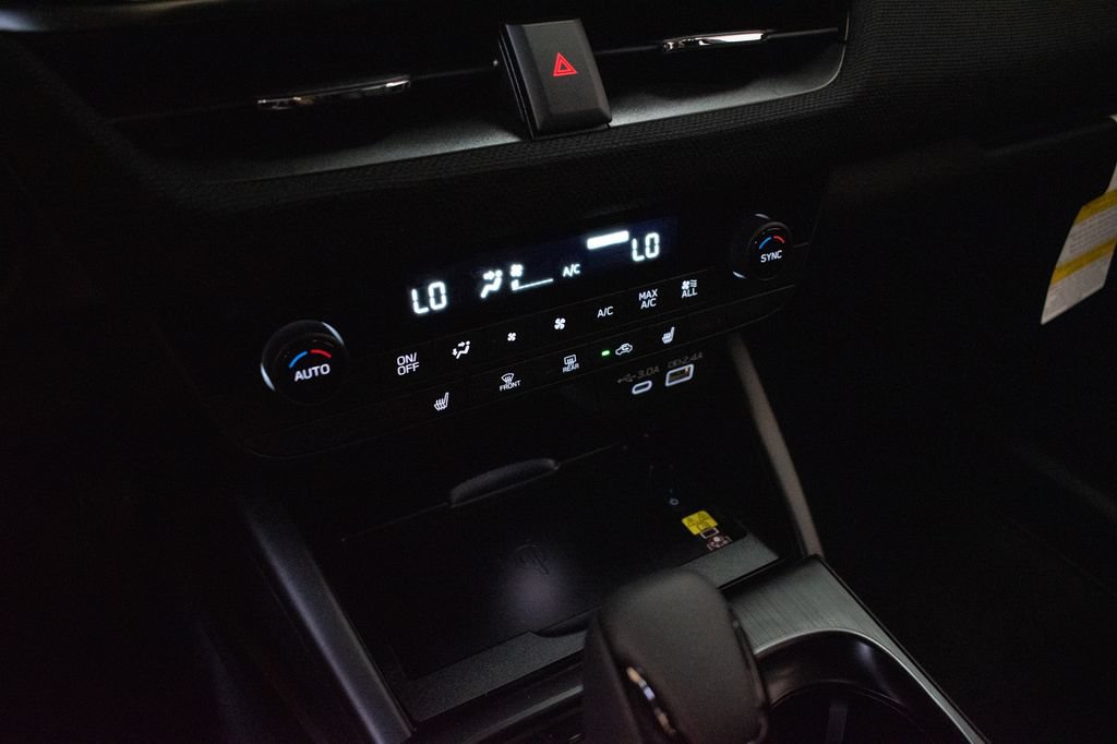 New 2026 Subaru Outback Limited AWD/4WD image 17