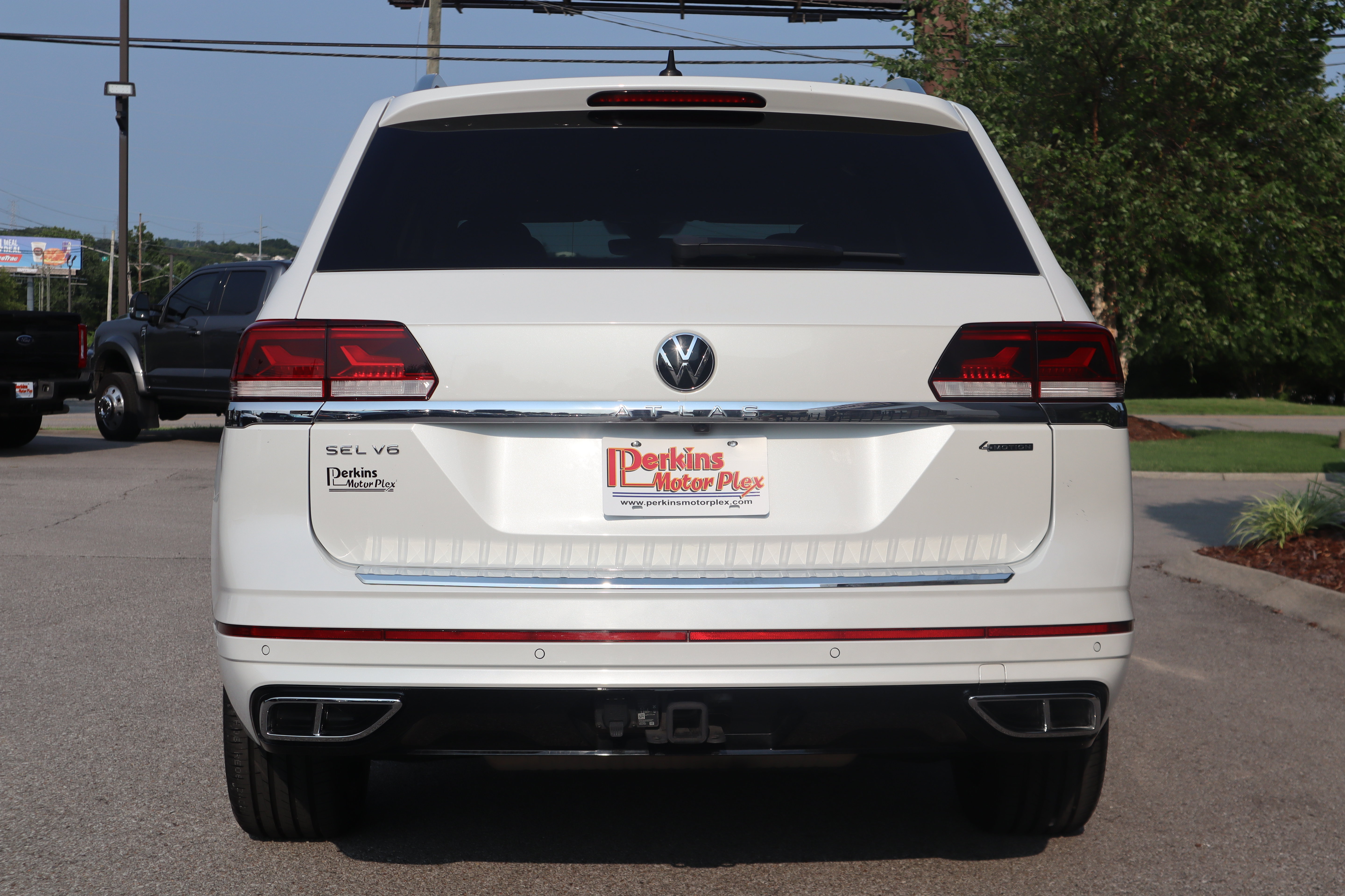 Used 2023 Volkswagen Atlas SEL Premium AWD/4WD image 8
