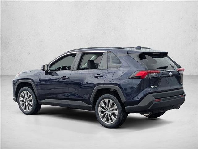 Used 2019 Toyota RAV4 XLE Premium image 7
