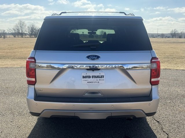 Used 2019 Ford Expedition XLT w/ Equipment Group 202A image 5