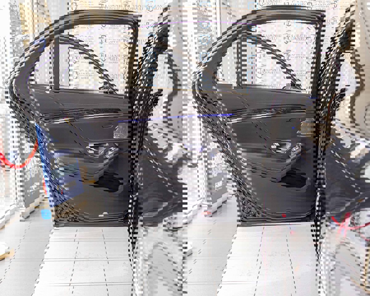 Used 2017 Mercedes-Benz S 550e w/ Premium Package image 34