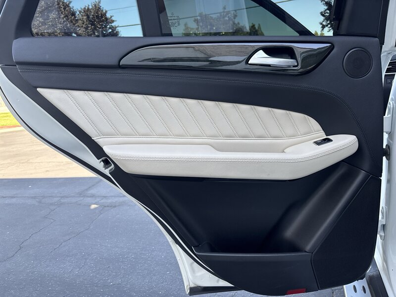 Used 2018 Mercedes-Benz GLE 43 AMG 4MATIC image 34