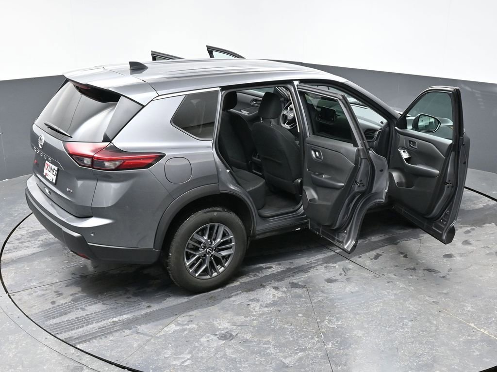 Used 2024 Nissan Rogue S image 63