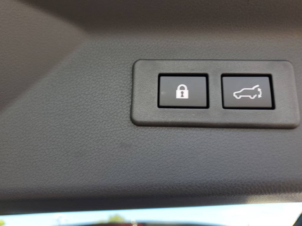 Used 2026 Subaru Forester Premium AWD/4WD image 27
