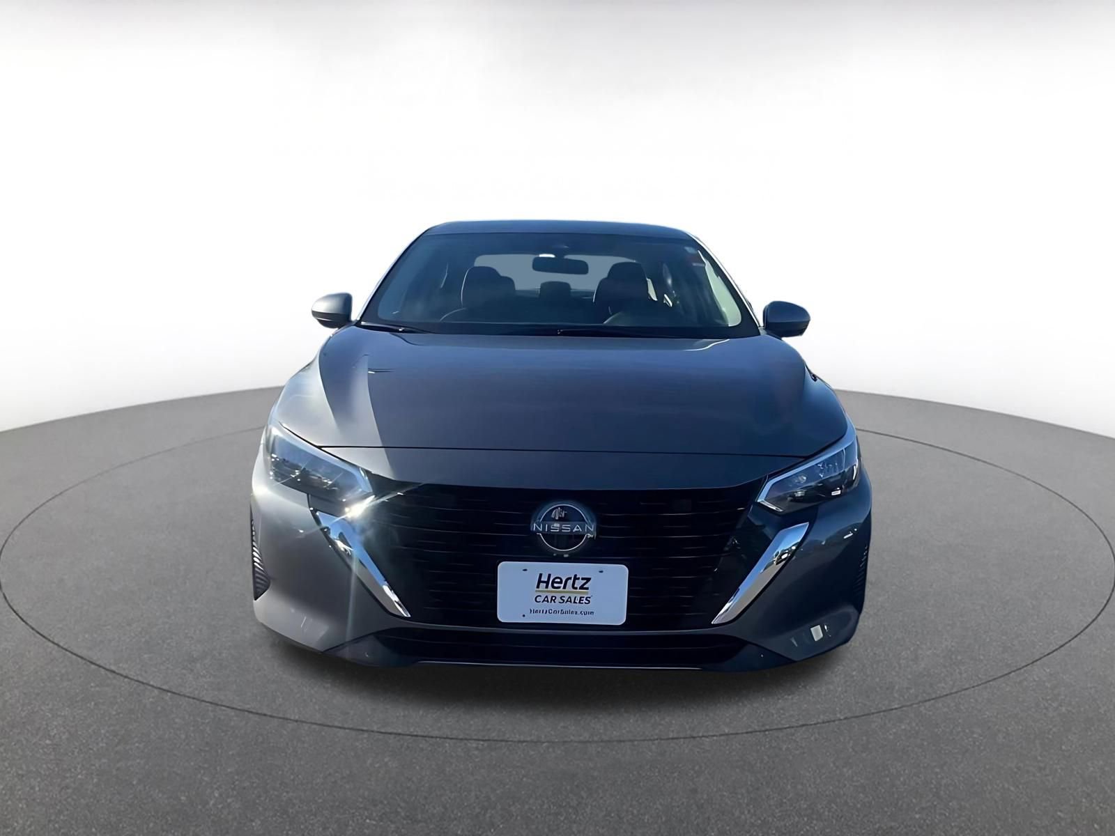 Used 2025 Nissan Sentra SV image 4