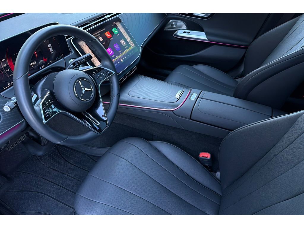 Used 2025 Mercedes-Benz E 350 Sedan image 10