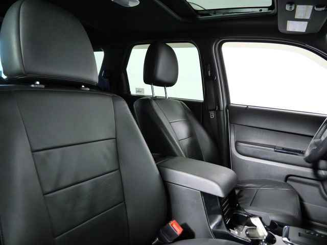 Used 2011 Ford Escape Limited w/ 302A Rapid Spec Order Code AWD/4WD image 12