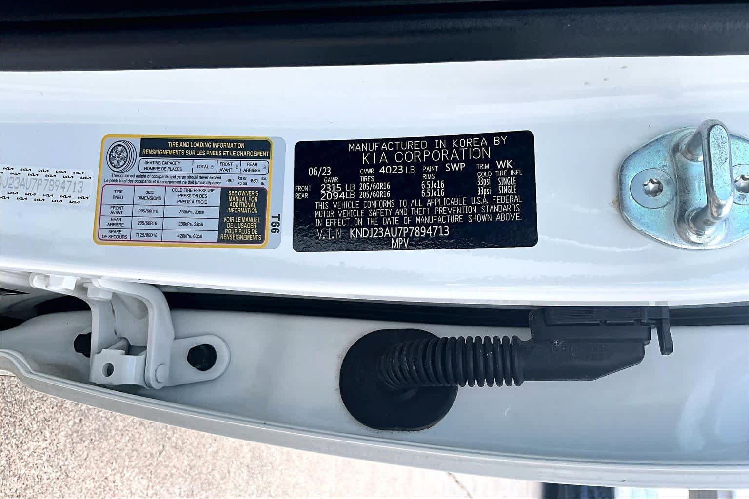 Used 2023 Kia Soul LX FWD image 34