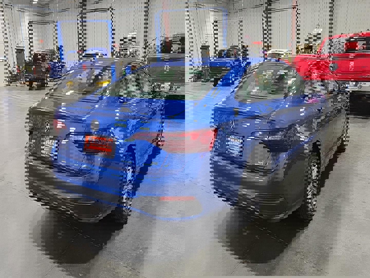 Used 2024 Volkswagen Jetta SE image 5