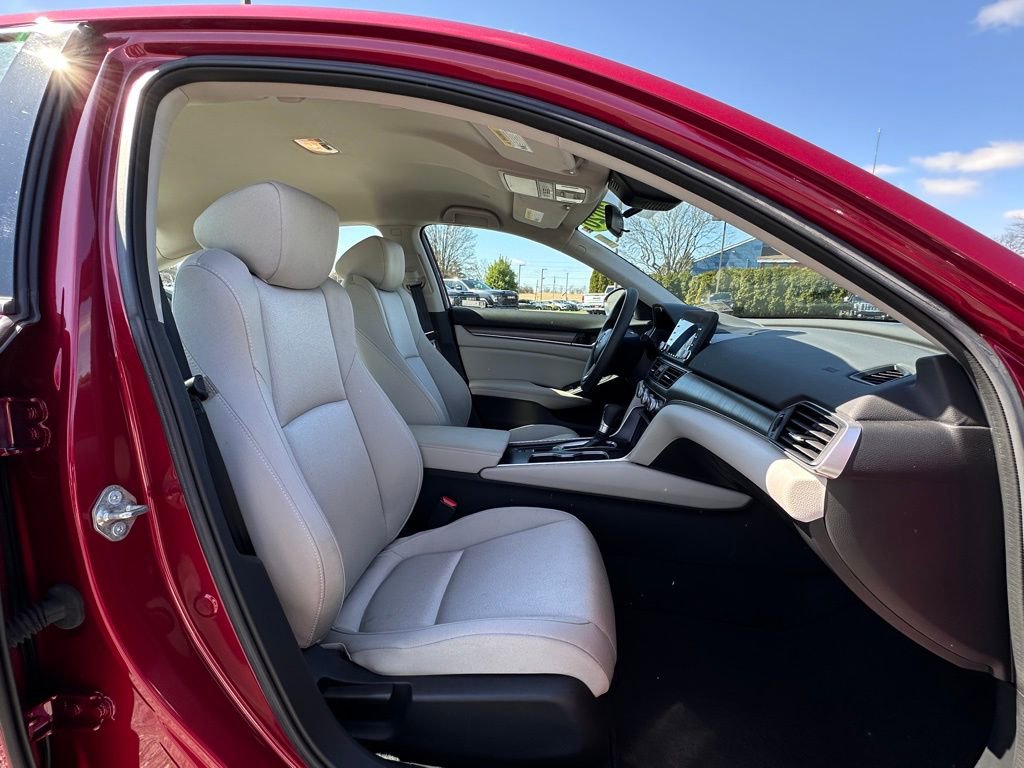 Used 2020 Honda Accord LX image 11
