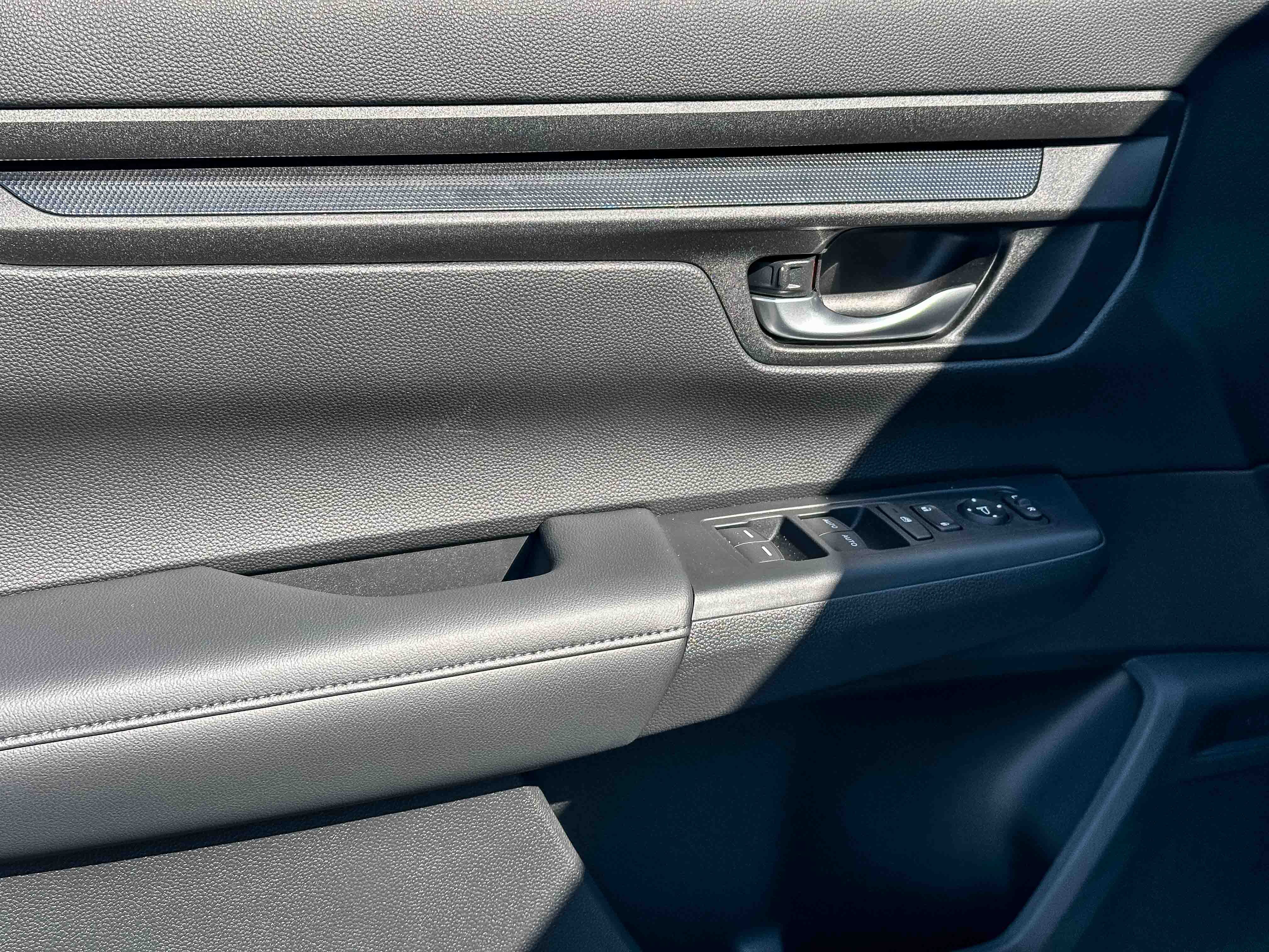 Certified 2023 Honda CR-V EX image 17