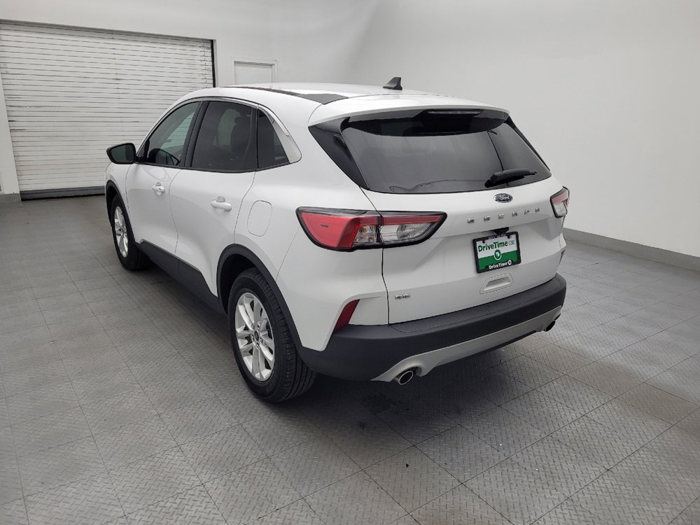 Used 2022 Ford Escape SE FWD image 5