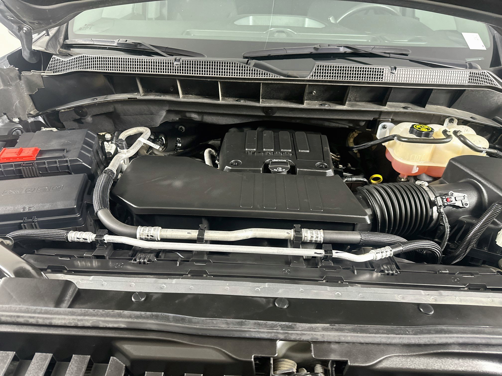 Used 2024 Chevrolet Silverado 1500 Custom RWD image 32