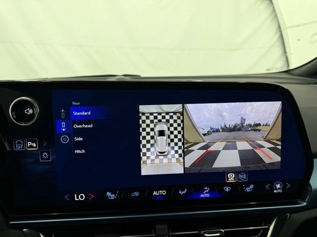 New 2026 Chevrolet Equinox EV LT FWD image 33