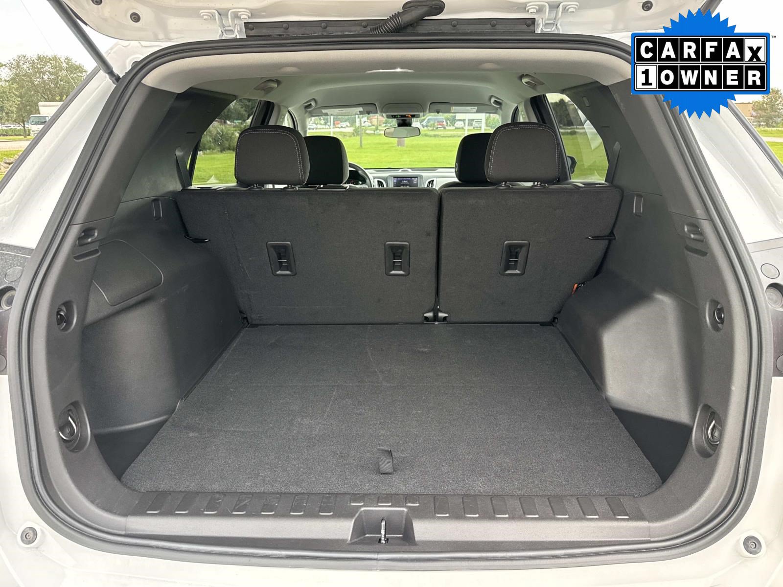 Used 2024 Chevrolet Equinox LS w/ LS Convenience Package FWD image 12