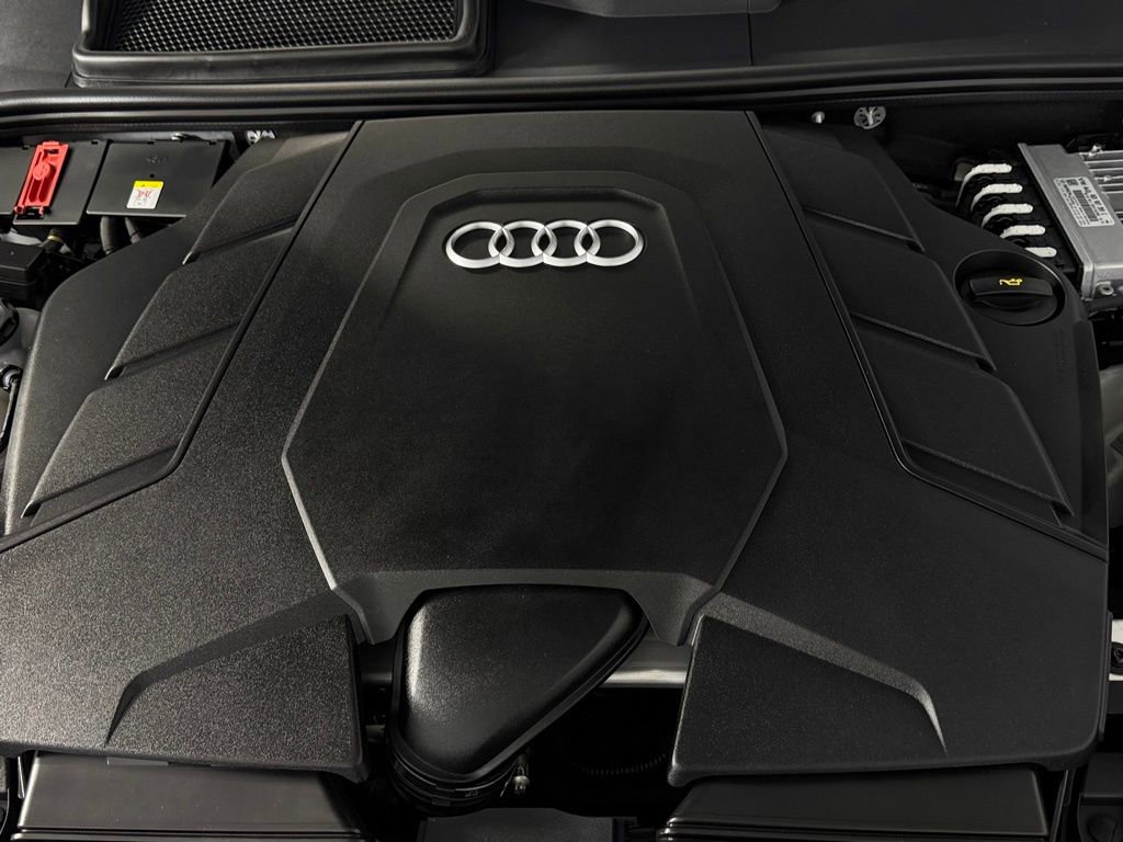 Used 2023 Audi Q8 Premium Plus w/ Premium Plus Package AWD/4WD image 39