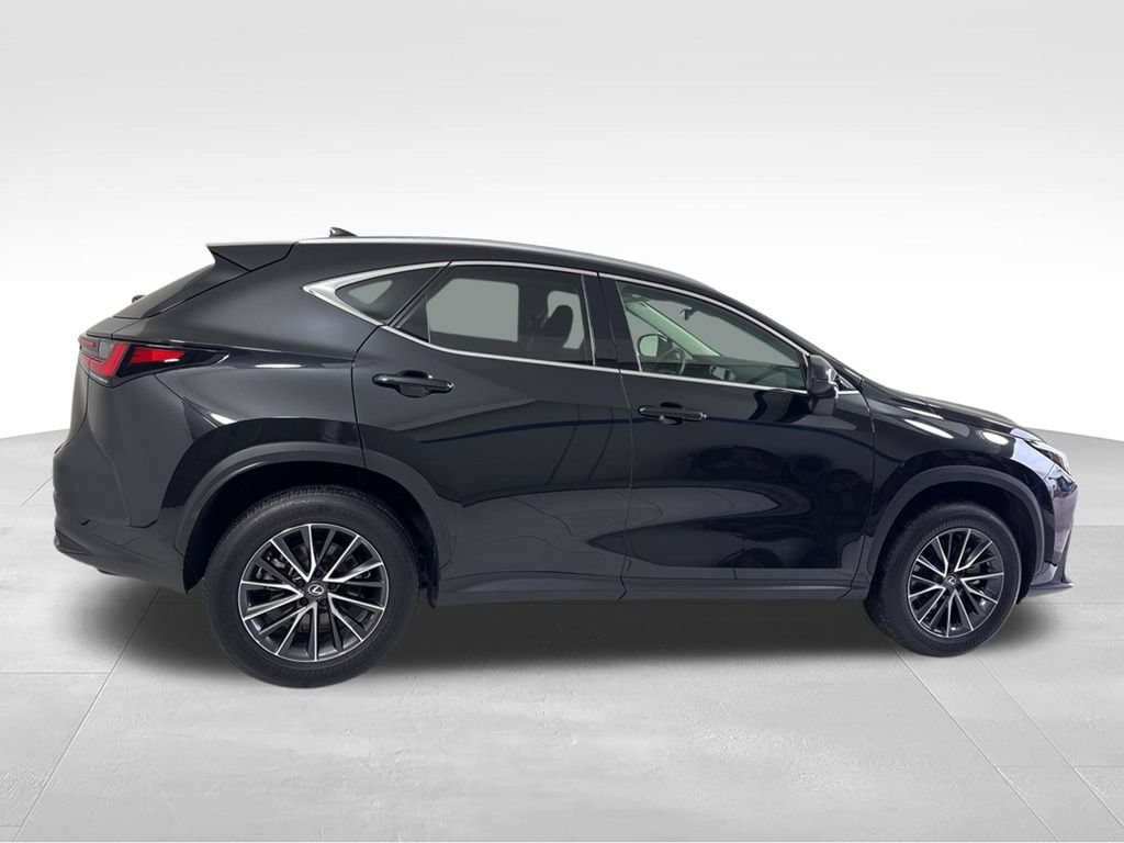Used 2024 Lexus NX 250 FWD image 6