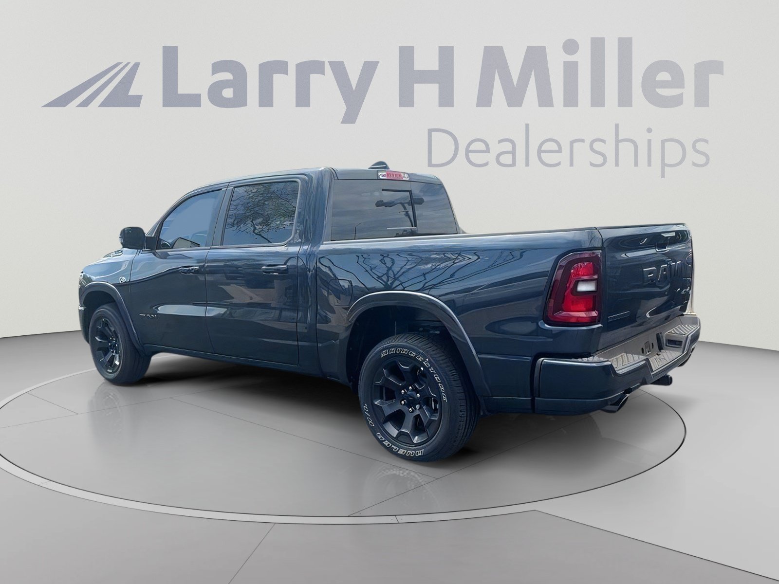 New 2026 RAM 1500 Big Horn AWD/4WD image 3