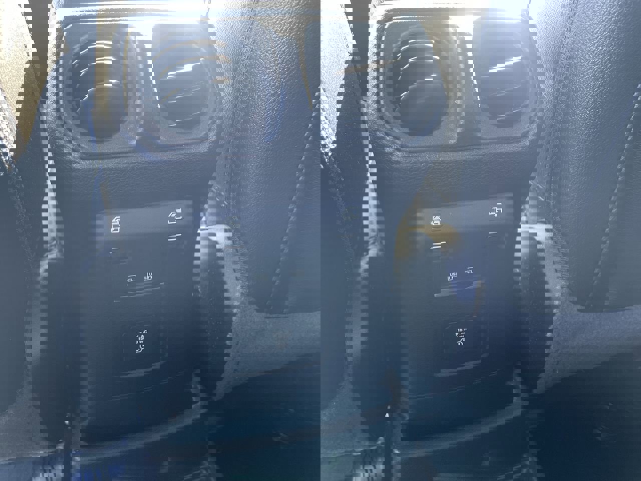 Used 2021 Jeep Wrangler Unlimited Sahara image 21