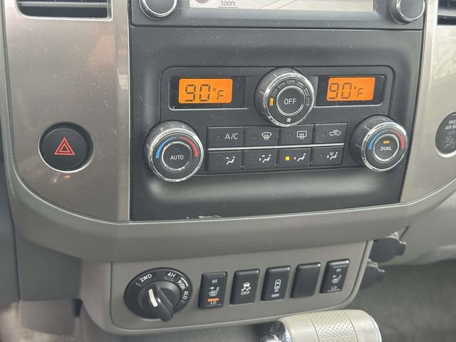 Used 2013 Nissan Frontier SL w/ Moonroof Pkg image 27