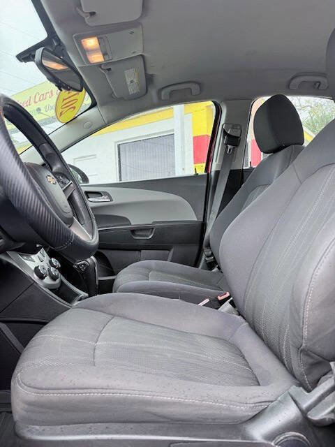 Used 2014 Chevrolet Sonic LT image 10