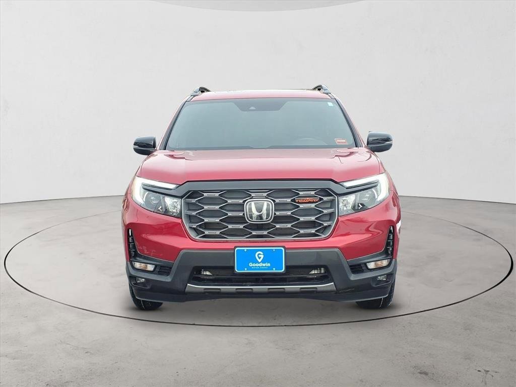 Used 2023 Honda Passport TrailSport image 2