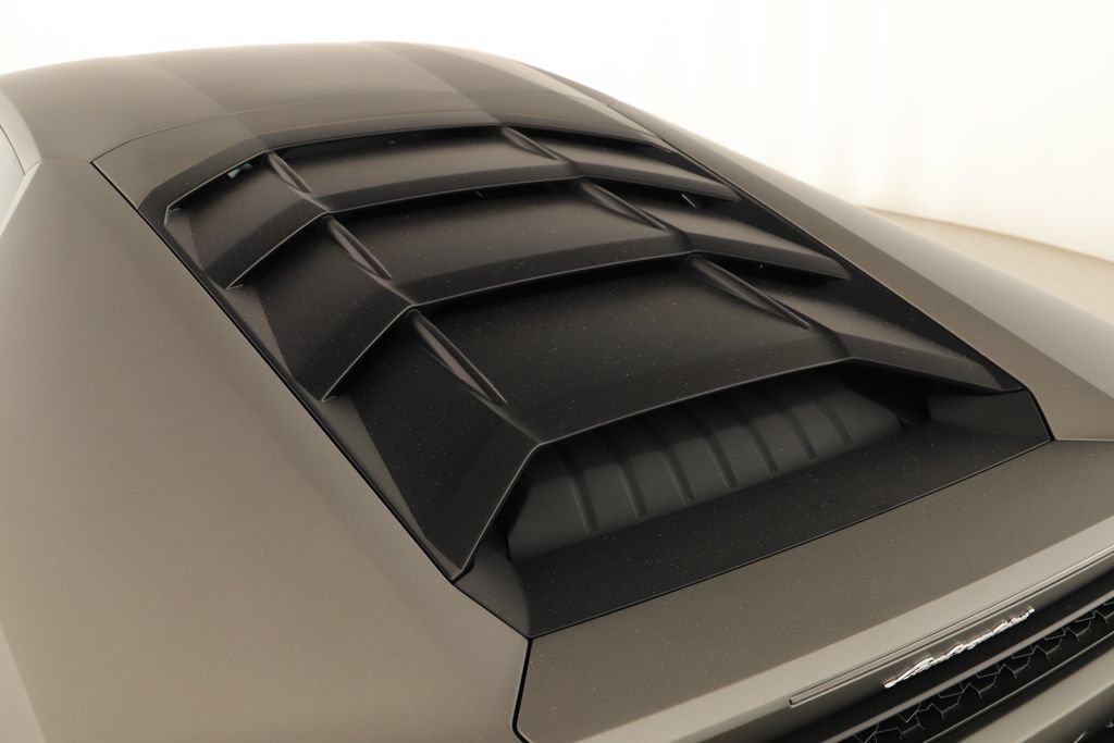 Used 2015 Lamborghini Huracan LP 610-4 AWD/4WD image 36