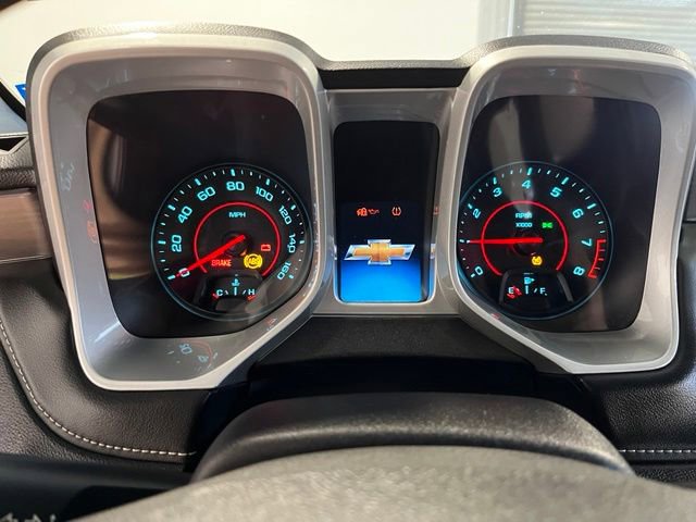Used 2015 Chevrolet Camaro LT RWD image 18