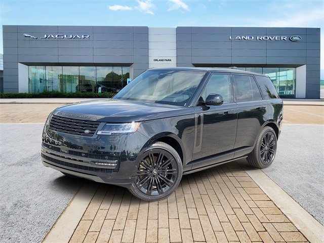 New 2025 Land Rover Range Rover SE