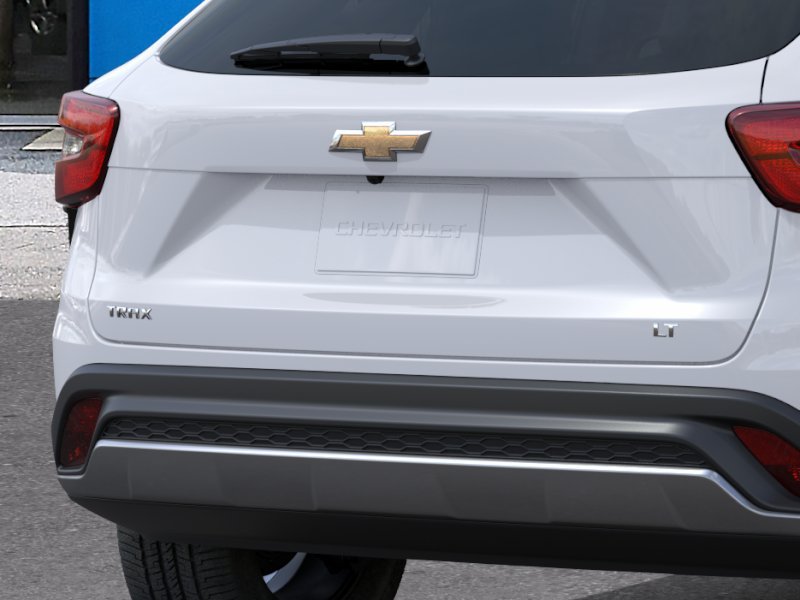 New 2026 Chevrolet Trax LT w/ Sunroof Package FWD image 14