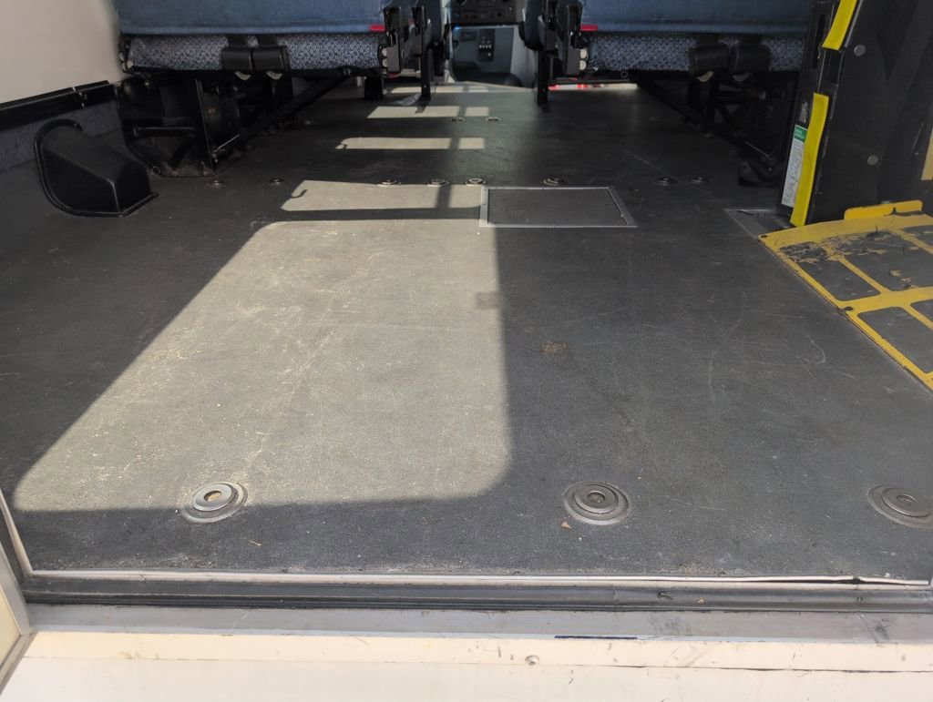 Used 2015 Ford E-450 and Econoline 450 Super Duty w/ Shuttle Bus Prep Package image 29