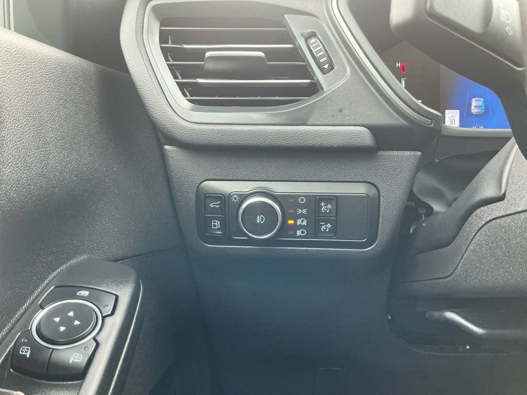 Used 2025 Ford Escape SE FWD image 20