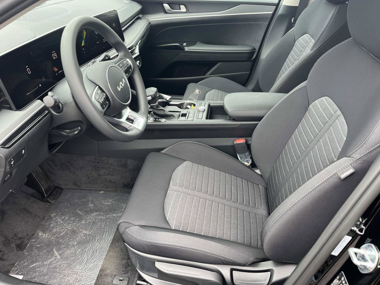 New 2026 Kia K5 LXS image 19